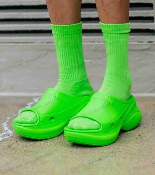 

pool croc slide sandal women men designer sandals slipper beach shoes outdoors indoor sneakers slip-on black white pink green yellow rubber