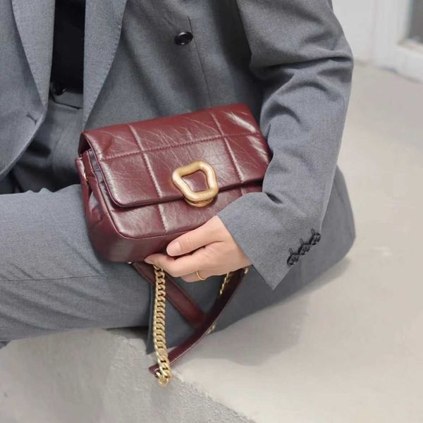 

songmont chocolate designer's new chain shoulder small square bag