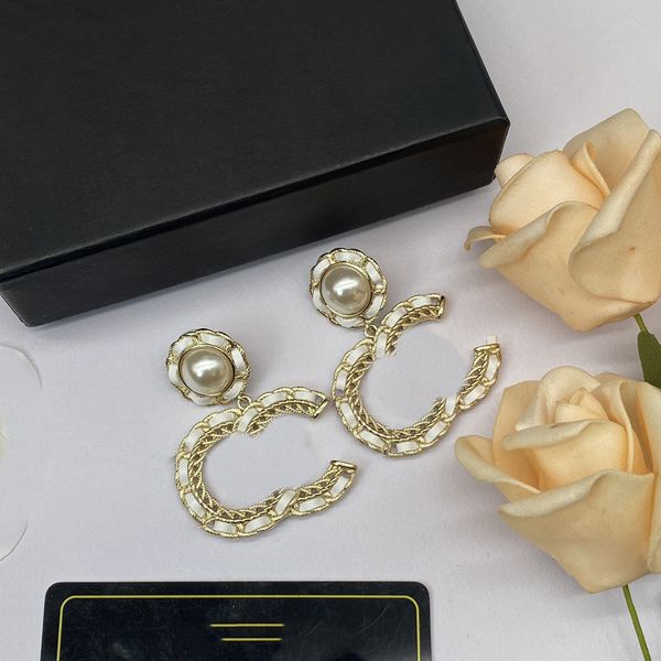 

classic c earing letter designer fashion ccity stud earring for lady women party jewelry pearl gold earrings wedding engagement woman gift 6, Golden;silver