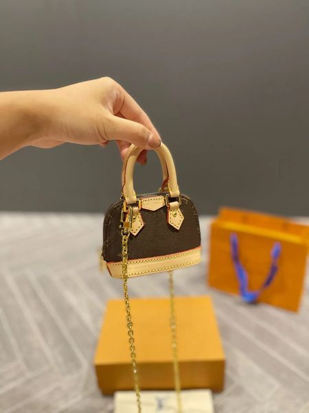 

mt designer mini pocket bags alma bb shoulder bag shell handbag women's old flower leather handbag fashion chain highquality luxury han