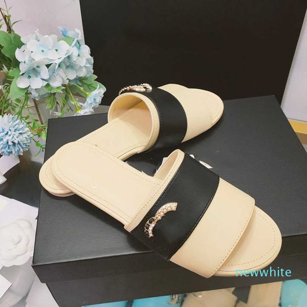 

travel channel womens slippers sandals flip-flops metal decoration fashion beach shoes non-slip casual shoes l shoes ballet, Black