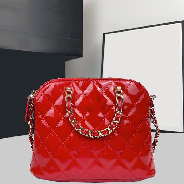 

ladies patent leather shell bags red black white handle totes gold metal hardware matelasse chain crossbody shoulder handbags luxury designe
