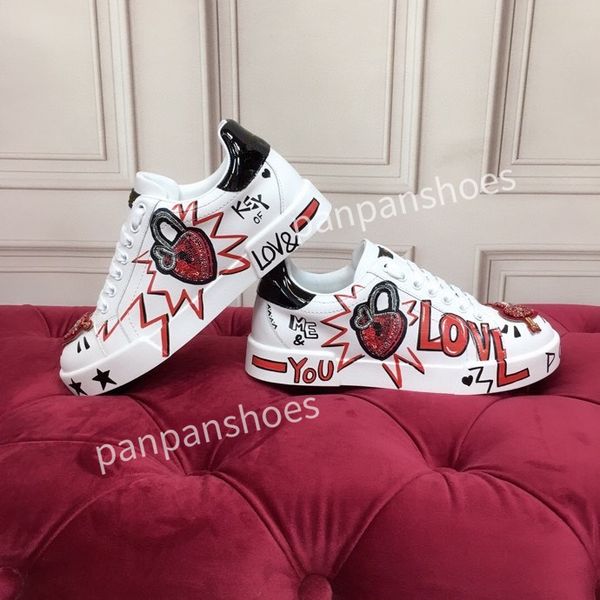 

new fashion casual shoes mens womens designer leather lace-up sneaker fashion lady flat running trainers letters woman shoes platform men gy, Black
