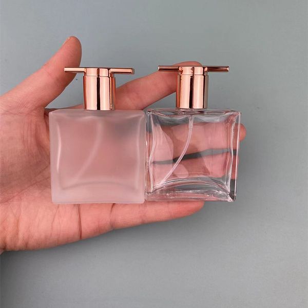 

100pcs/lot 30ml perfume bottle glass exquisite large capacity spray bottle high-end portable press to replace empty bottle