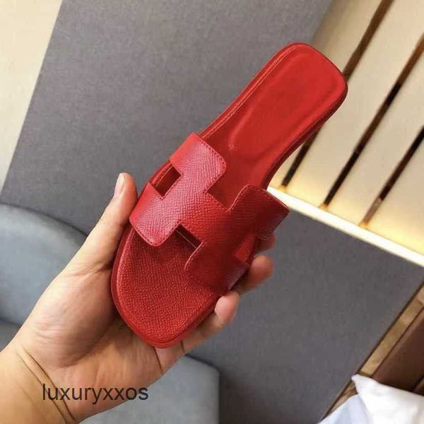 

oran hermz holiday candy orans shoe leisure sandal beach slipper woman summer leather 2023 h flat women's bottom sandals 64t1