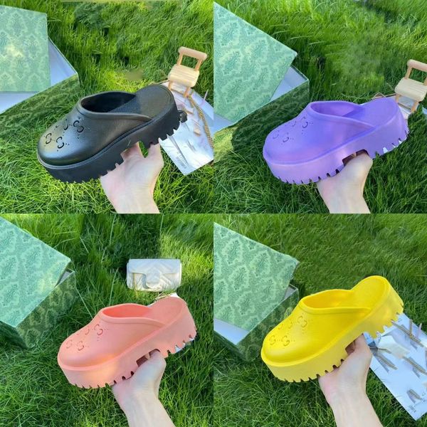 

slippers women's summer wear 2023 new cute cartoon thick-sole sandals non-slip hole shoes half-slip, Black