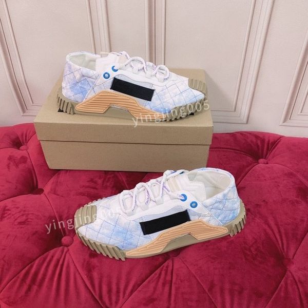 

fashion brand casual shoes for womens mens flat sneakers low panda black grey fog chunky glow triple dunks strange shoes