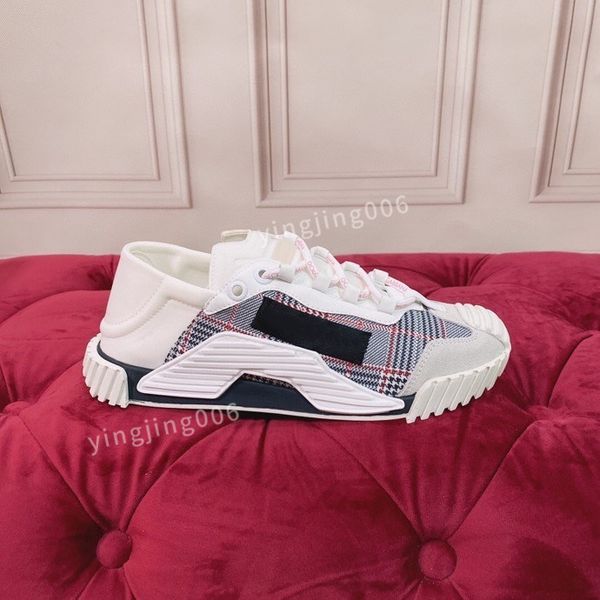 

fashion designer casual shoes for men womens flat sneakers low panda black grey fog chunky glow triple dunks strange love2023