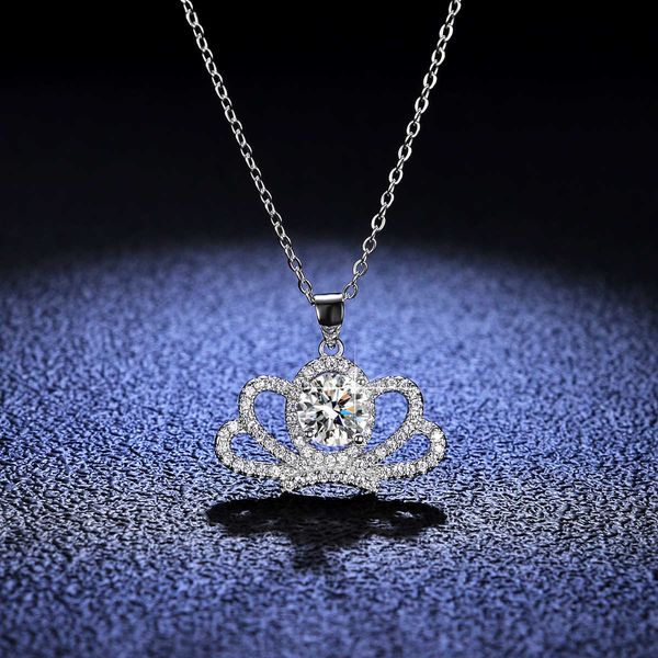 

Pendant Necklaces Fine Jewelry Luxury Princess Crown 4 Claws 925 Sterling Silver Moissanite Diamond Necklace For Women