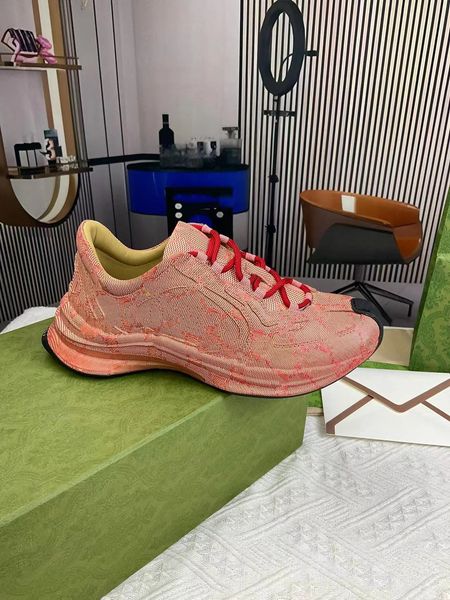 

2023 designer sneakers mens casual shoes rhyton men women platform old daddy shoe luxury vintage logo chunky sneaker beige canvas leather in, Black