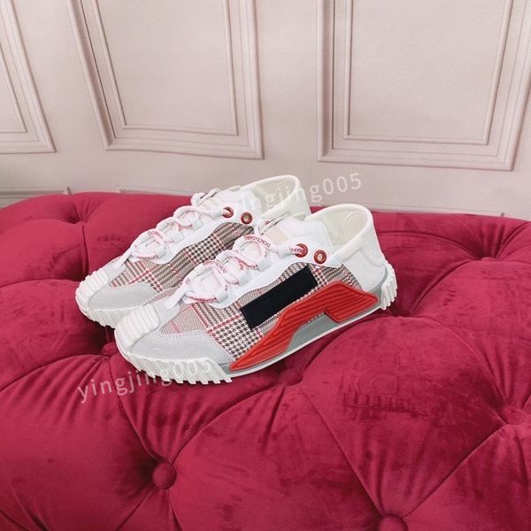 

fashion brand casual shoes for mens flat sneakers low panda black grey fog chunky glow triple dunks strange love2023