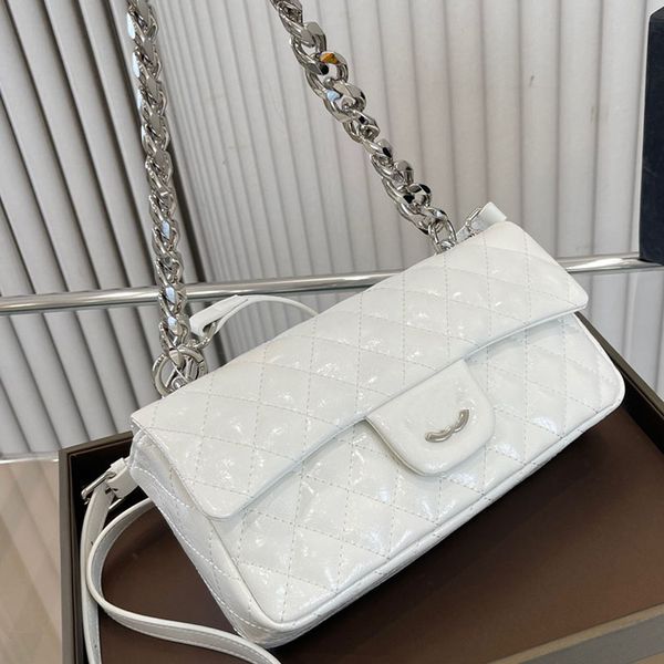 

oil wax leather thick chain designer flap bag silver metal hardware large capacity cool crossbody shoulder medium handbag adjustable leather