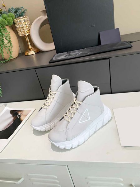 

luxury shoes casual hight-sports fashion new style soft and comfortable, Black