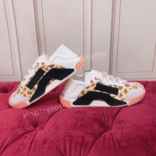 

fashion brand casual shoes for women flat sneakers low panda black grey fog chunky glow triple dunks strange shoes2023