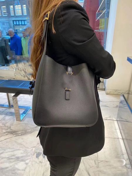 

le 5a7 underarm bag latest shoulder bag high baokuanqnylon hobo quality luxury designer fashion handbag monog embossing fashions classics ha