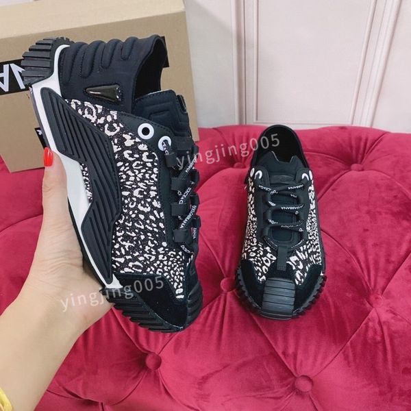 

2023brand casual shoes for womens mens flat sneakers low panda black grey fog chunky glow triple dunks strange love