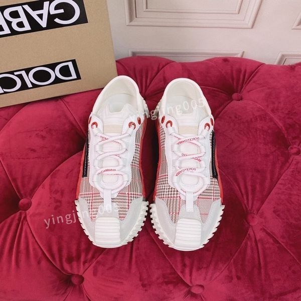 

2023new fashion brand casual shoes for mens flat sneakers low panda black grey fog chunky glow triple dunks strange love
