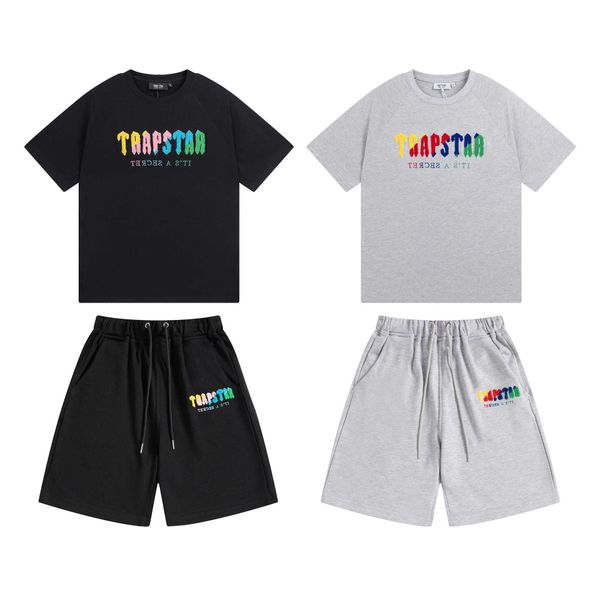

trendy brand trapstar towel embroidered short sleeved shorts set casual loose fitting men's and women's fashion, Black;white