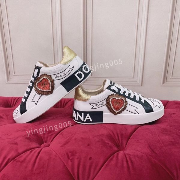 

brand casual shoes for mens flat sneakers low panda black grey fog chunky glow triple dunks strange love2023