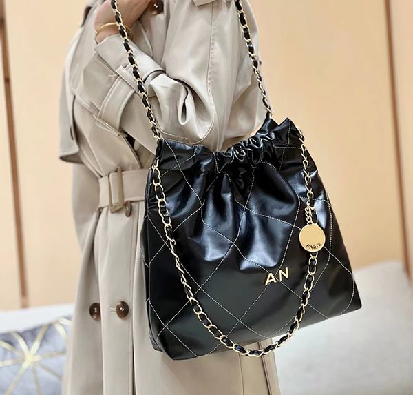 

designer tote bags luxury chain bags 1:1 quality lambskin shoulder bags 35cm with box mc016