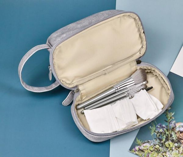 

dhl50cosmetic bags lady demin grey dry and wet separation double travel wash kit