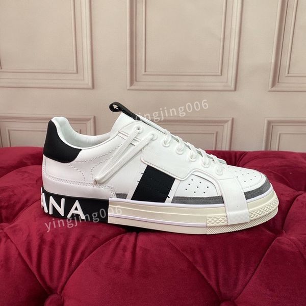 

new brand designer casual shoes for womens flat sneakers low panda black grey fog chunky glow triple dunks strange love2023