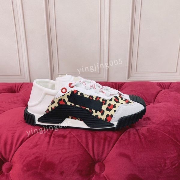 

2023fashion brand casual shoes for womens flat sneakers low panda black grey fog chunky glow triple dunks strange shoes