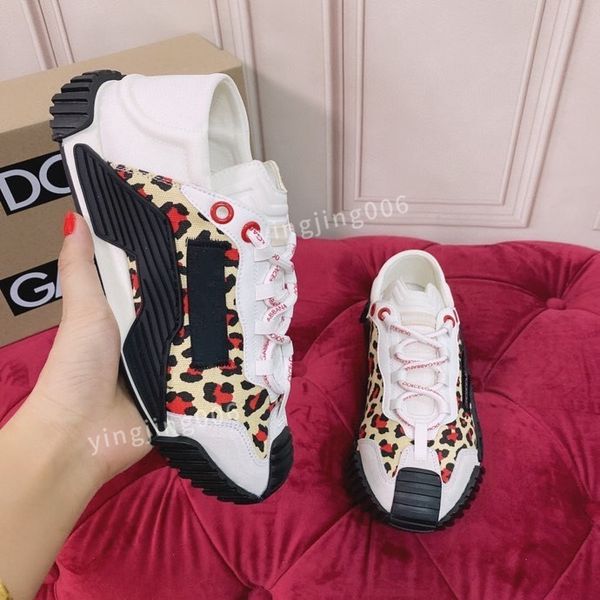 

2023fashion designer casual shoes for womens flat sneakers low panda black grey fog chunky triple dunks strange love