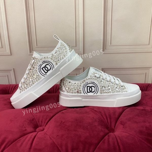 

fashion brand casual shoes for women flat sneakers low panda black grey fog chunky glow triple dunks strange love2023