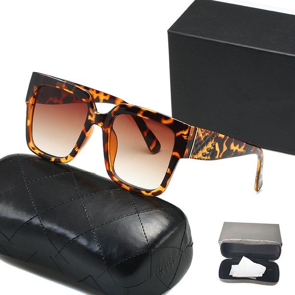 

beach womans sunglasses luxury vintage mens sun glasses net red same glasses brand men designer eyeglass gradient women spectacles 9399 sun, White;black