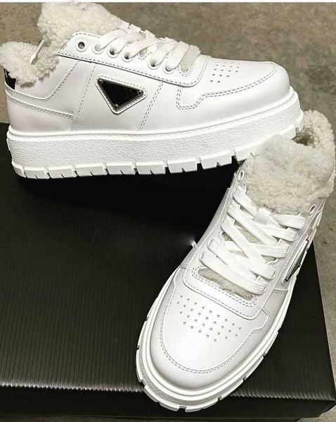 

sporty design soft shearling sneakers shoes women enameled metal triangle white calf leather winter warm comfort footwear walking eu35-41 bo, Black