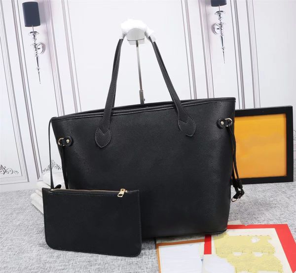 

2023 designer luxury shopping bag handbag leather with a small hand wallet long handle to switch between shoulder, back and elbow at will 45