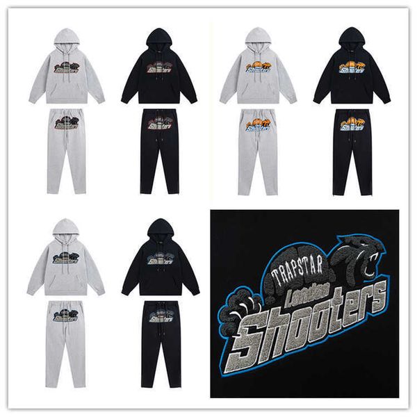 

trapstar series 3 red tiger head towel embroidered plush hooded sweater tiger head embroidered zipper pants hoodie, Black;white