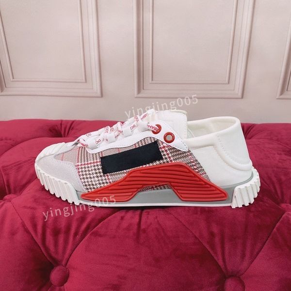 

new fashion brand casual shoes for mens flat sneakers low panda black grey fog chunky glow triple dunks strange love2023