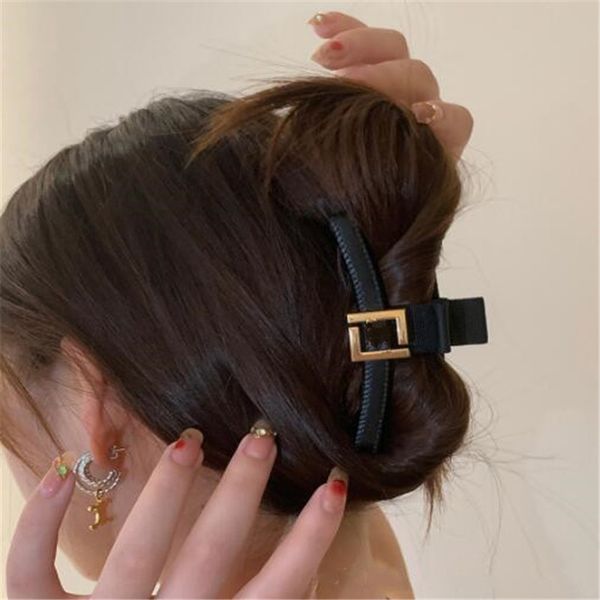 

womens designer hair clips girls brand letter barrettes luxury hair jewelry acrylic hairpin hairclip, Golden;silver