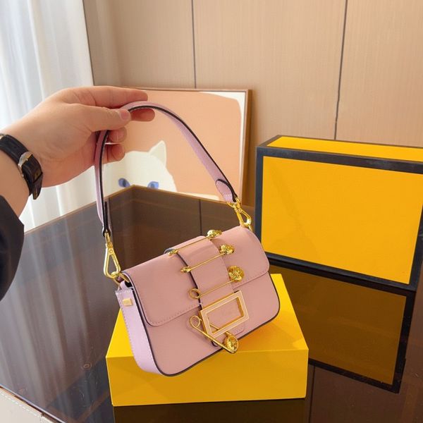 

luxury women's bag designer bag fashion one shoulder bag leather black metal pin crossbody bag clamshell buckle two-color chain bag cro