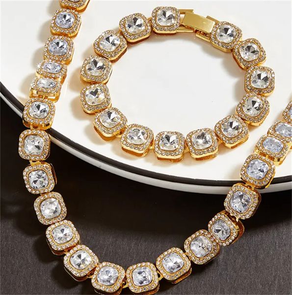 

2pcs men's fashion golden necklace & bracelet, Silver