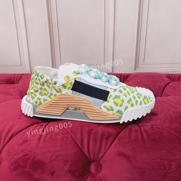 

fashion brand casual shoes for women men flat sneakers low panda black grey fog chunky glow triple dunks strange shoes2023