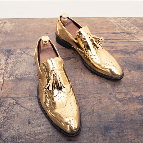 

dress shoes spring and autumn men shoes gold bright skin male comfortable oxford shoes luxury brogues mens business moccasin shoes 230504, Black