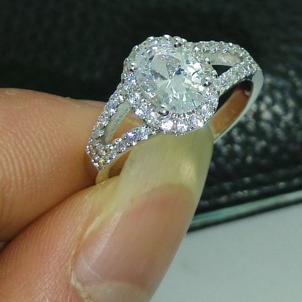 

oval cut aaaaa zircon white gold filled party wedding band rings for women bridal engagement finger jewelry, Slivery;golden
