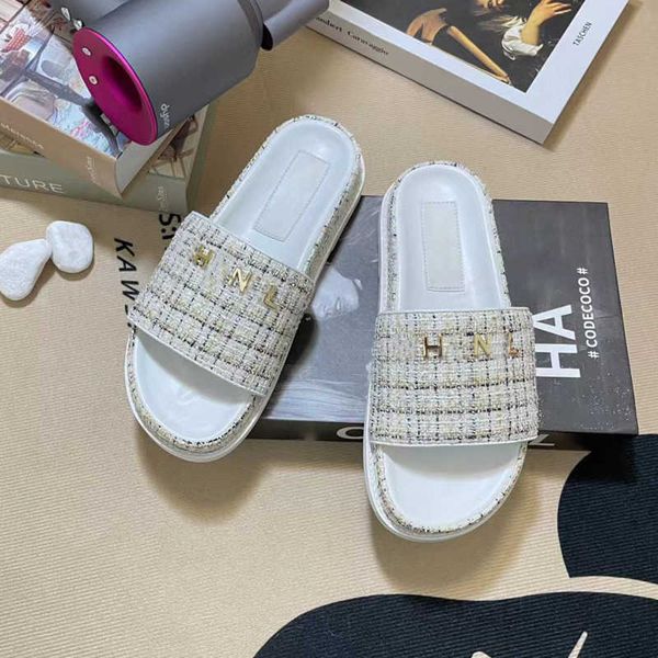 

designer women slippers small fragrance slippers quilted thick sole non-slip bottom summer beach slippers super comfortable flat, Black