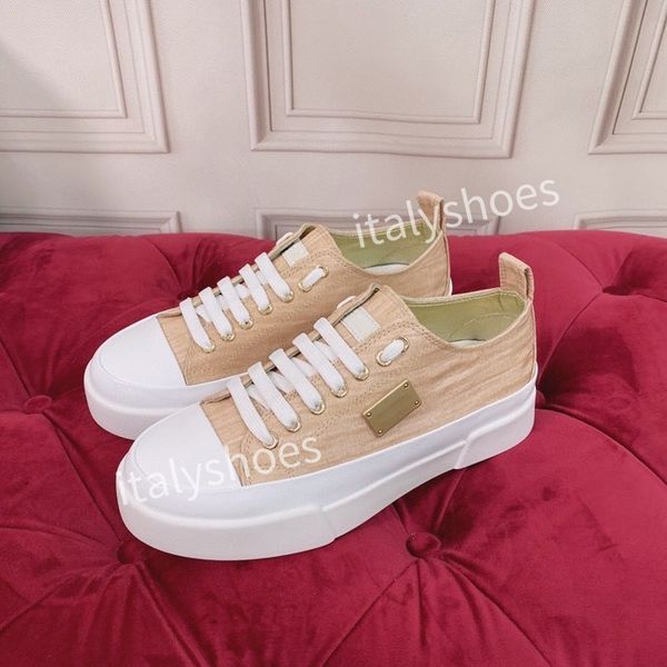 

2023designer sneakers womens sneaker shoes black white pink thick boots women boots fashion trainers