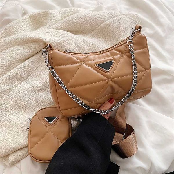 

16% off 2023 handbag korean embroidered thread lingge shoulder new ins small fashion handbag chain casual crossbody women's bag