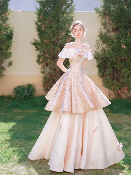 

elegant strapless evening dresses light pink puffy jacquard tiered satin cake luxurious exquisite party prom gowns quinceanera, Black;red