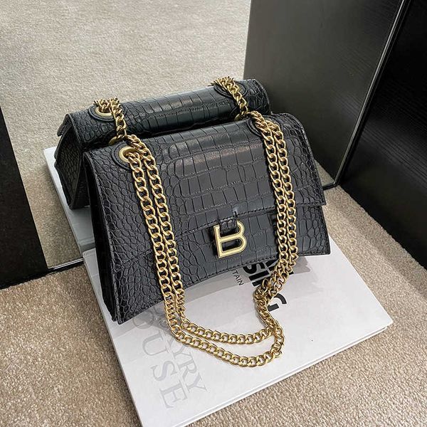 

2023 fashion handbag family crocodile pattern chain spring new women's simple and personalized one shoulder foreign style crossbody bag