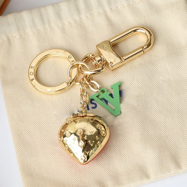 

keychain designer key chain luxury bag charm ladies car keychain men classic letter charm strawberry key ring fashion accessories cute gift, Silver