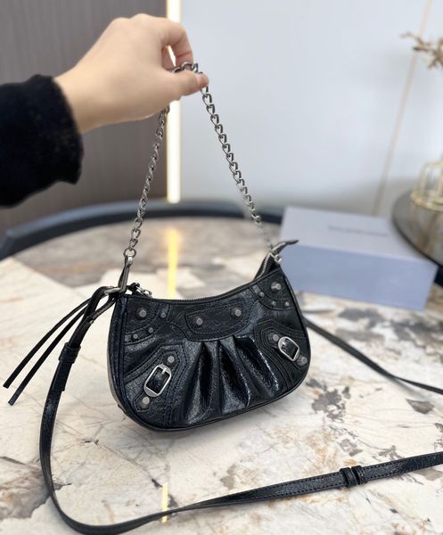

wallets for women designer fashion brand logo black white pink grey ladies shoulder bag 21-12cm hobos handbags without box shopping chain ba, Red;black