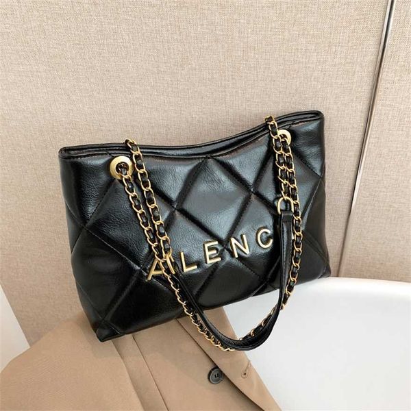 

50% off factory online autumn and winter commuter bag women's new high capacity fashion shoulder quality crossbody