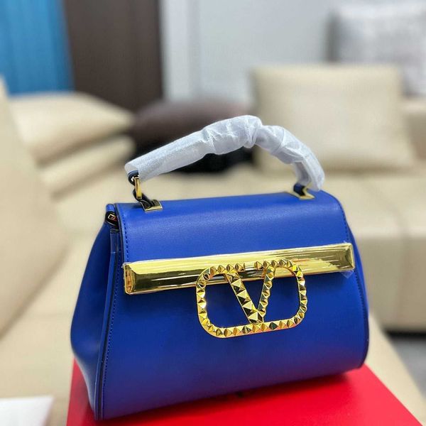 

women women's bags luxurys valentiones designer handbag bag 3d fashion 9rvv