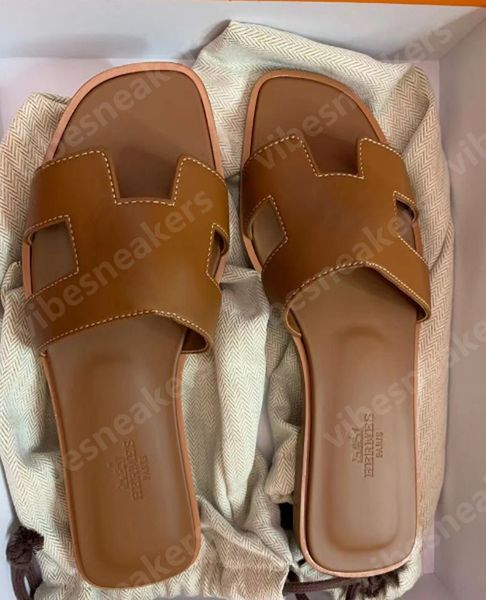 

designer sandals leather ladies sandals summer flat shoes fashion beach women slippers h letter drag 35-42 h slides heels loafers, Black
